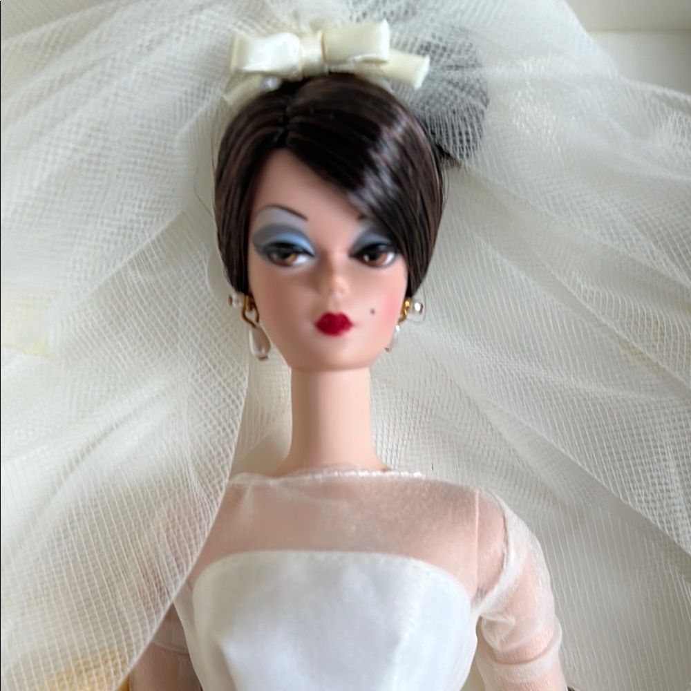 Maria These Silkstone Barbie. Elegant Bridal Doll with Veil. New!